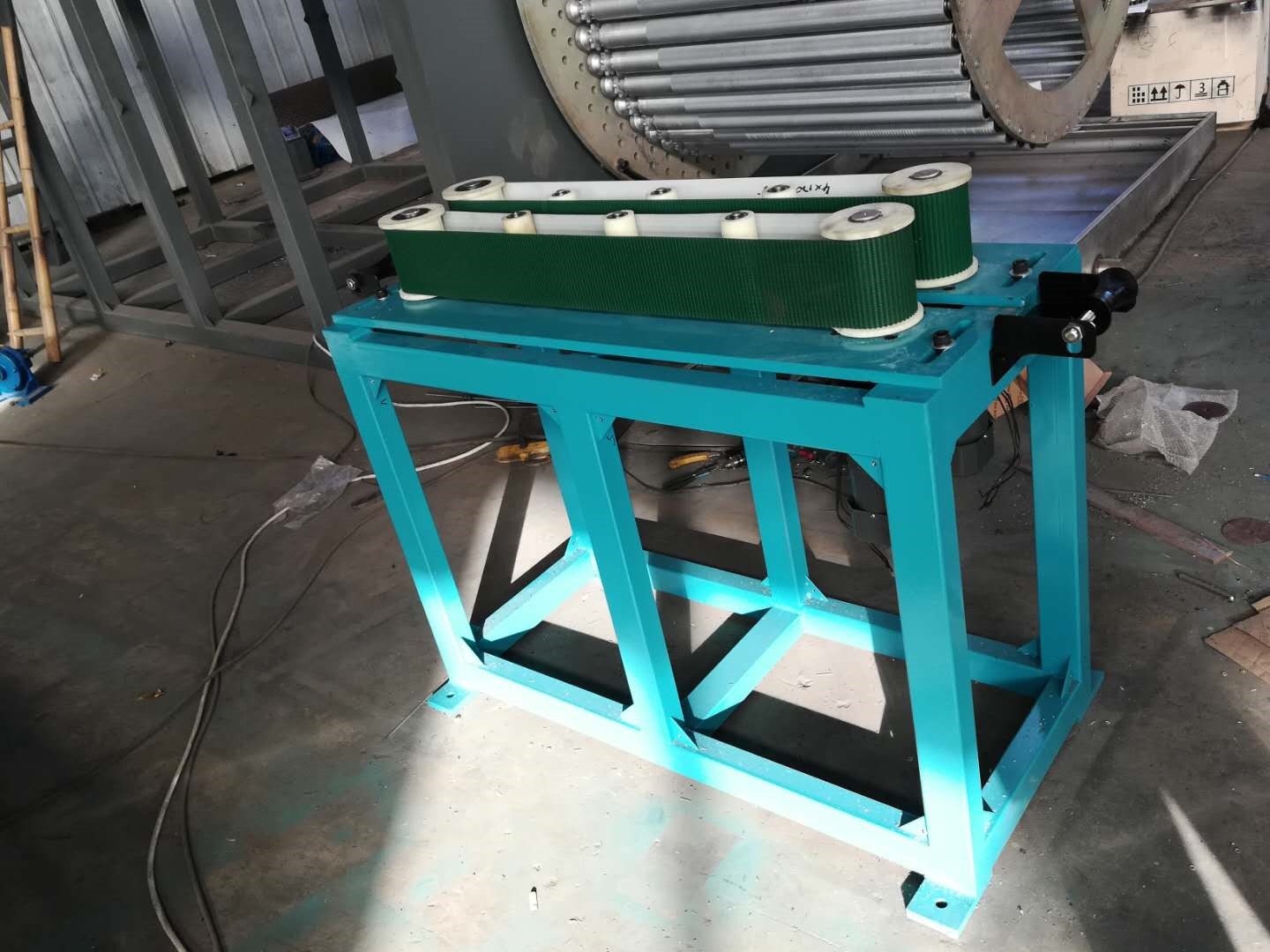 茄子视频在线观看污版带您了解桥梁预应力波纹管生产设备