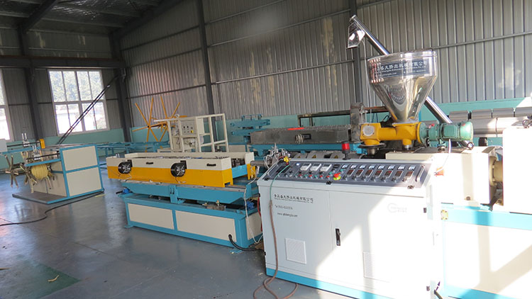 黄色茄子视频在线观看 黄色茄子视频在线观看